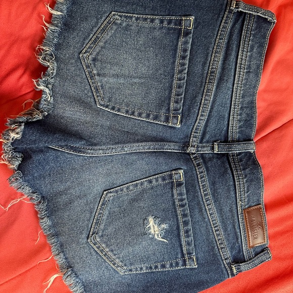 Hollister jean shorts - Picture 4 of 4